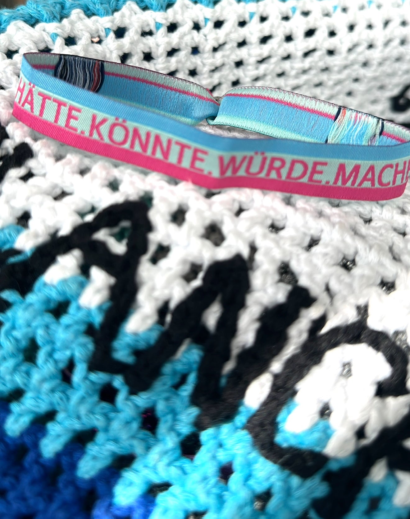 SOLLTE.HÄTTE.KÖNNTE.WÜRDE.MACHEN!