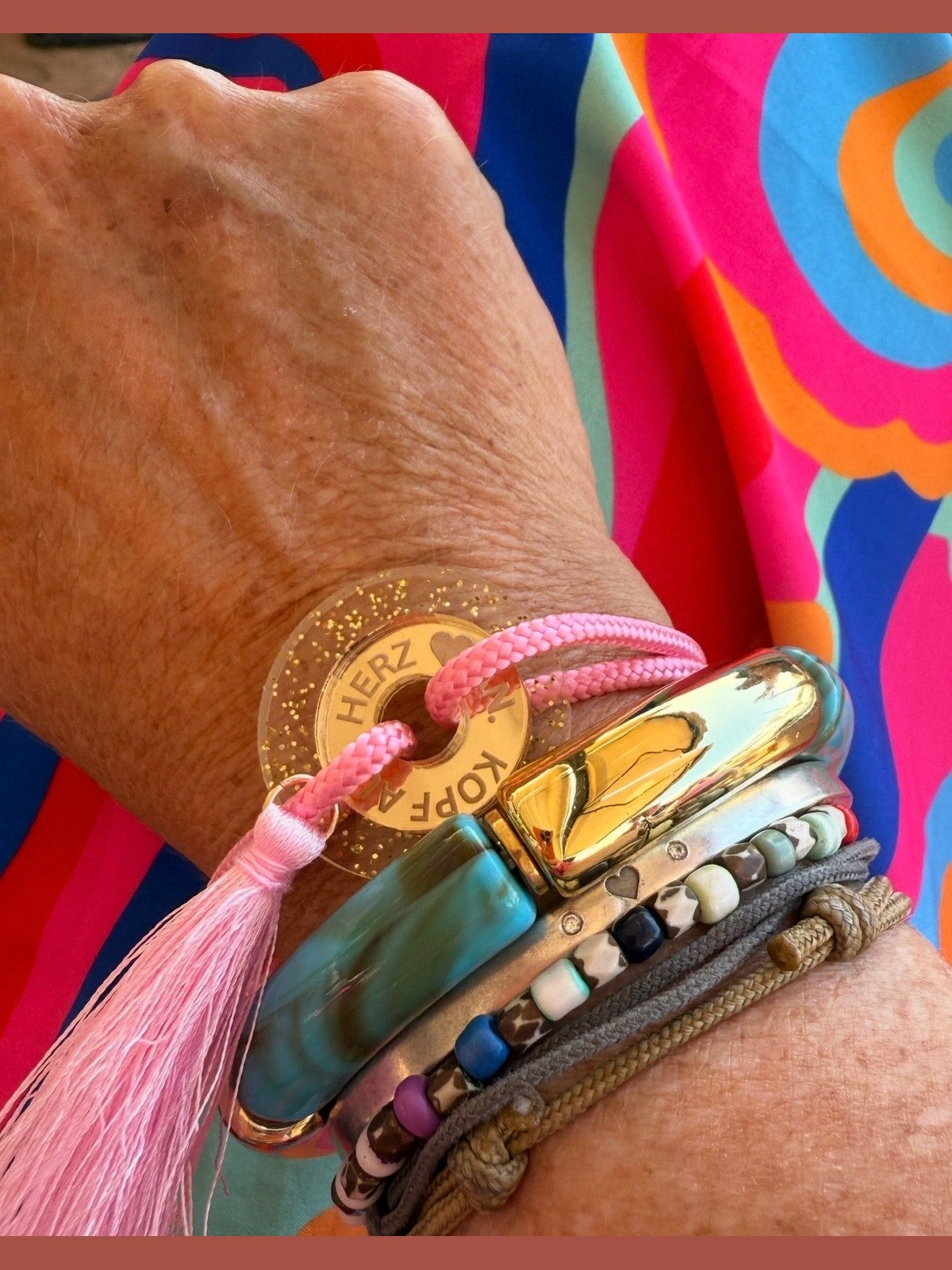 Kopf aus, Herz an - Happycoin Glitzer-Armband ✨