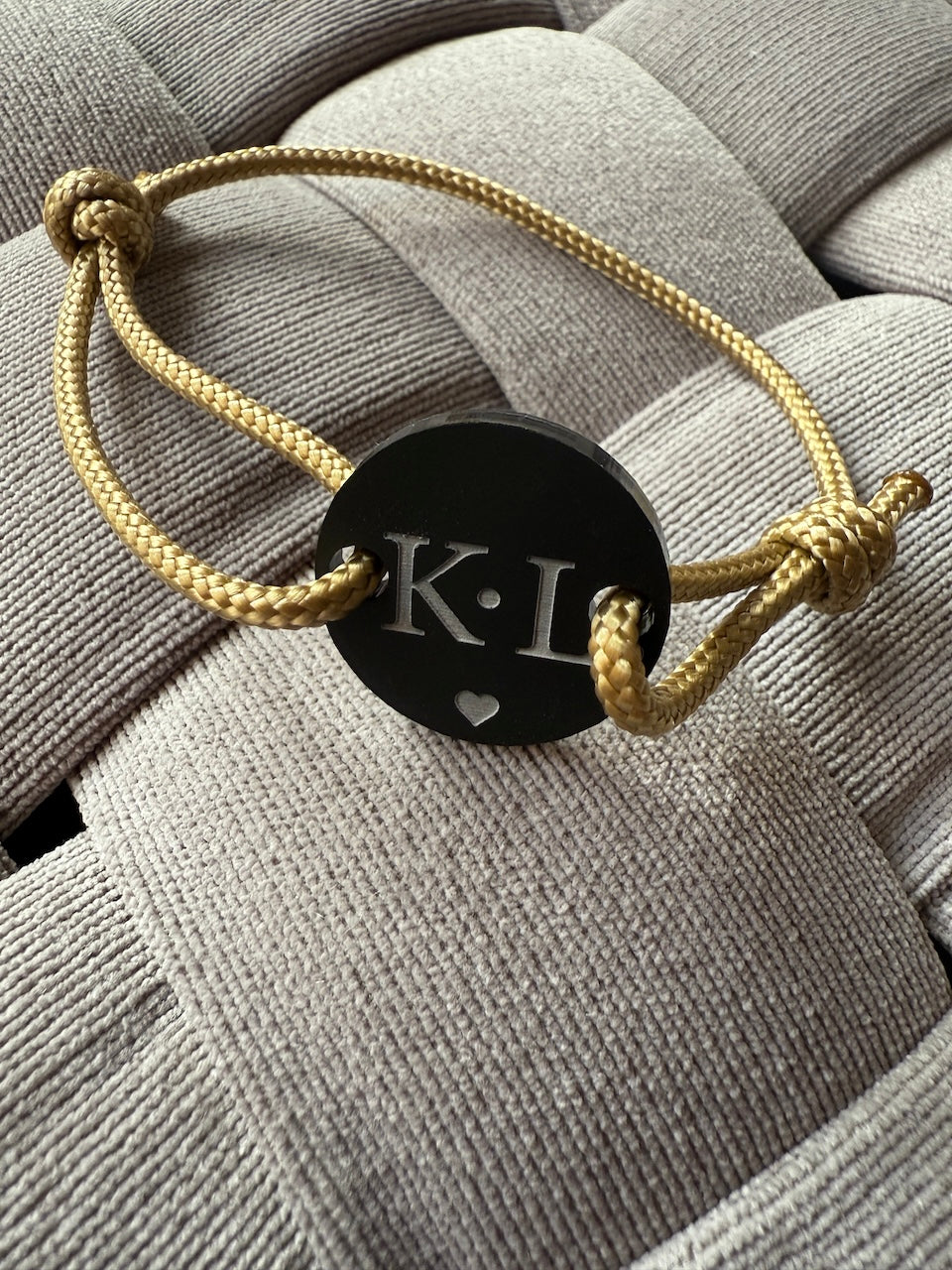 Happycoin Armband mit Initialen - personalisiert & handgefertigt