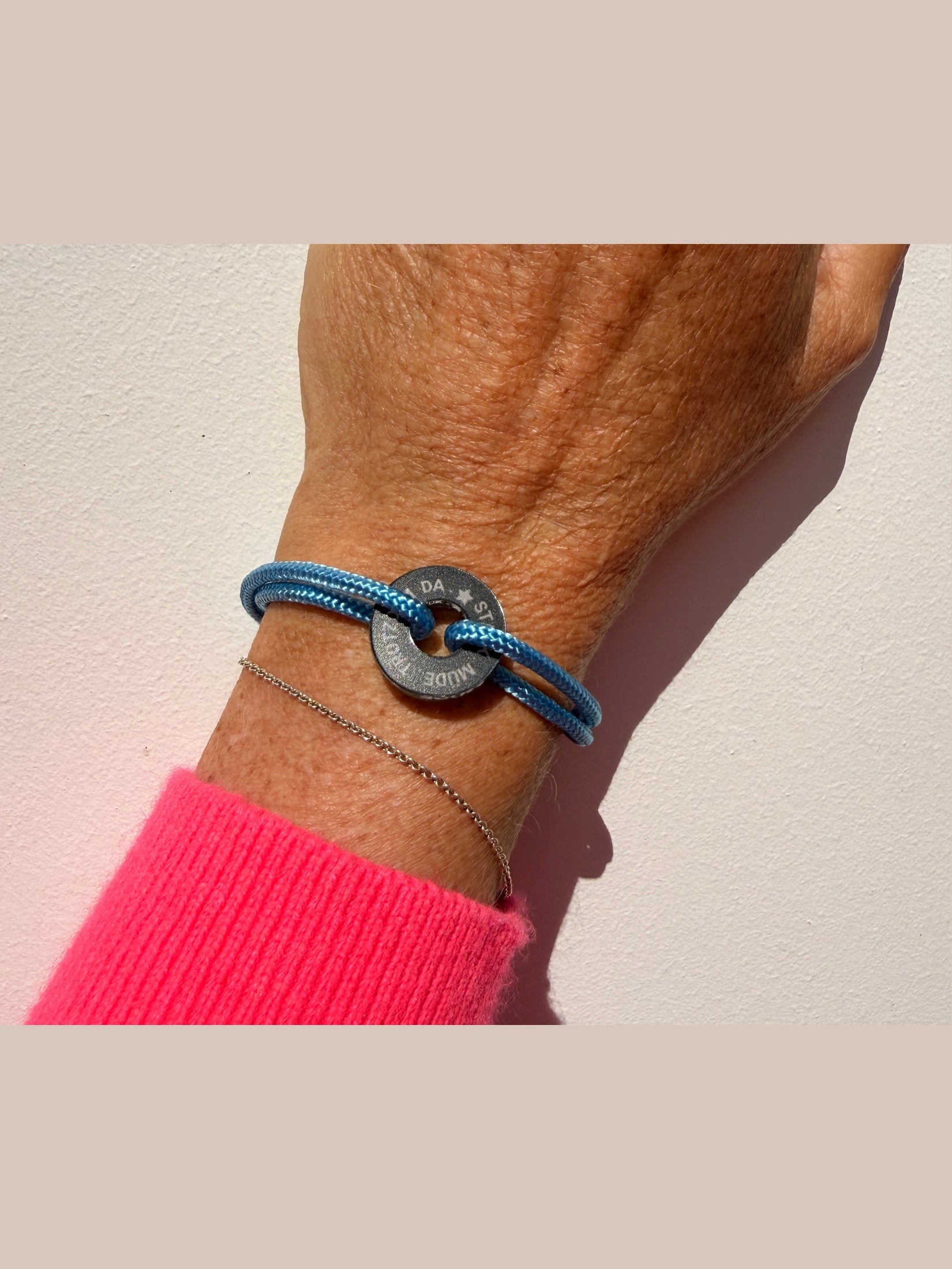 Stark. Müde.  Trotzdem da I Happycoin Statement-Armband