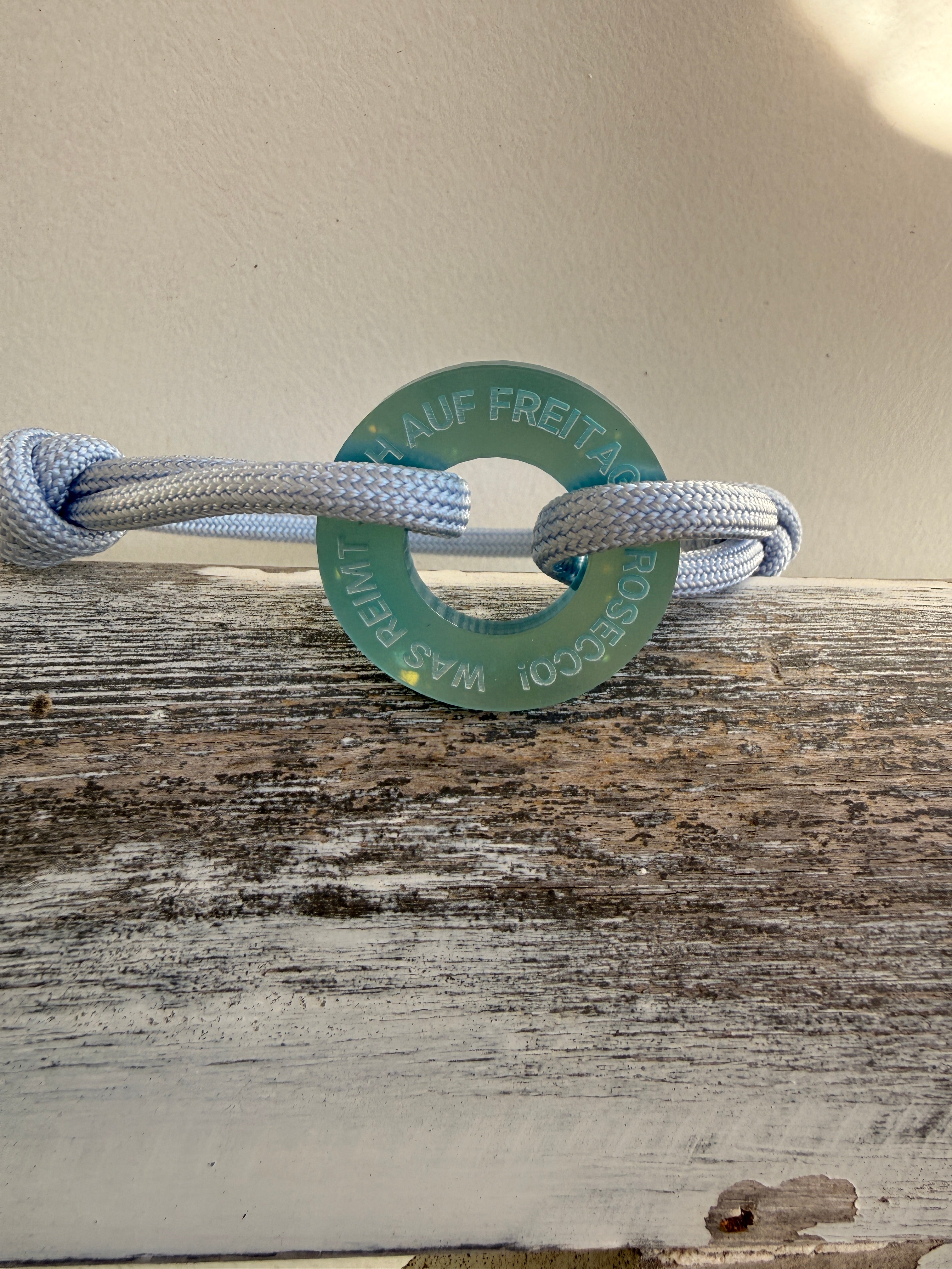Was reimt sich auf Freitag? Prosecco - Happycoin Statement Armband